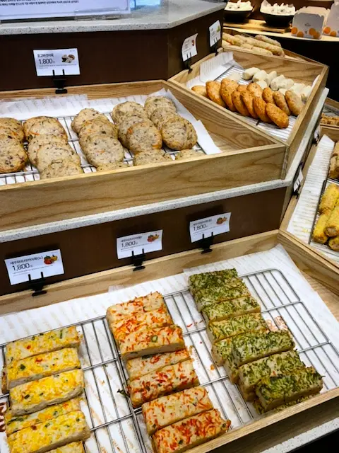 Assorted fishcakes at Samjin Eomuk
