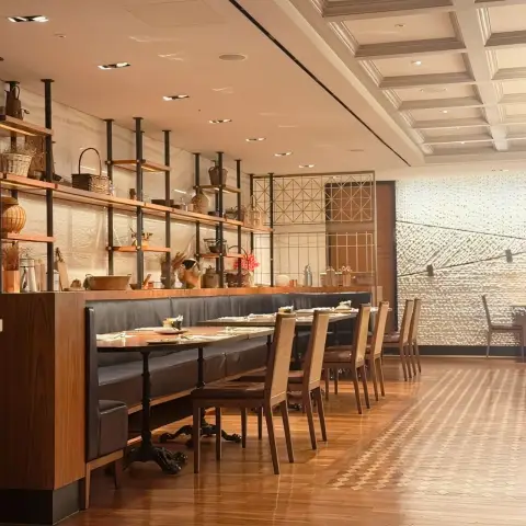 Four Seasons Seoul Review dining area of The Market Kitchen
