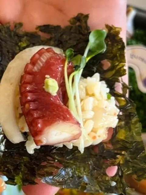 Seaweed wrap with octopus and rice at Mipojip