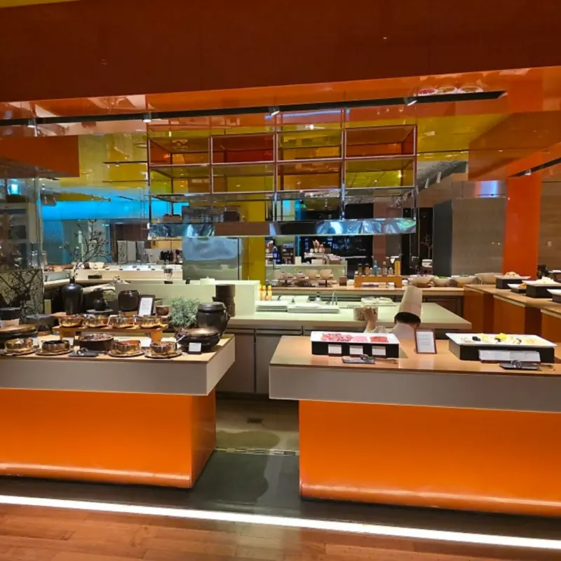 Dining area ambience