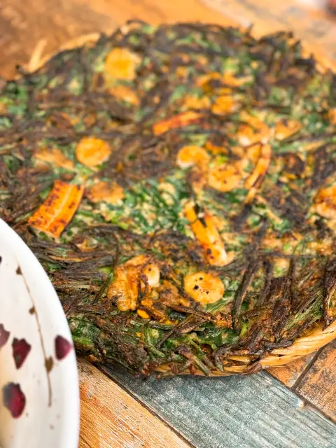 Seafood chive pancake freshly served at Nasari Sigdang Gwangalli
