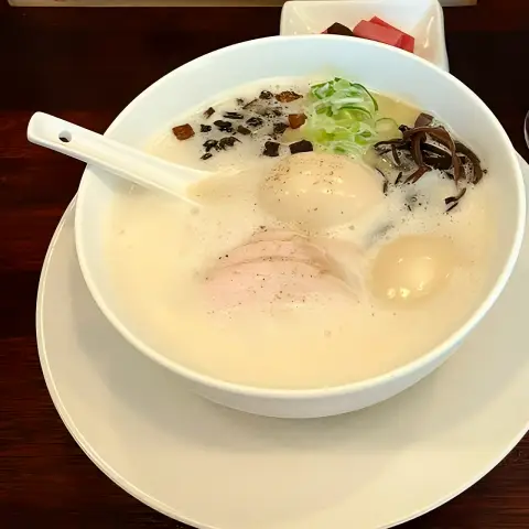 Full bowl of Toripaitan chicken ramen at Oreno Ramen Insa