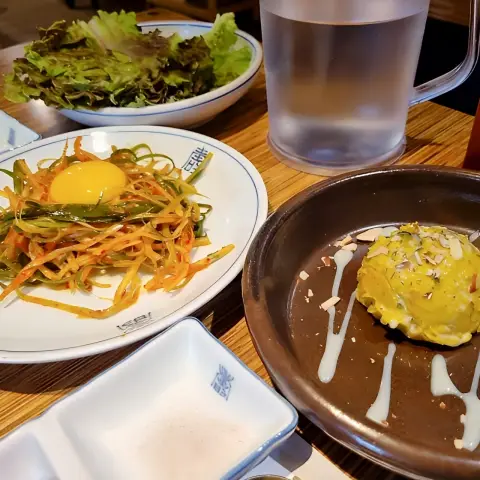 Wangbijib Myeongdong side dishes and dessert set