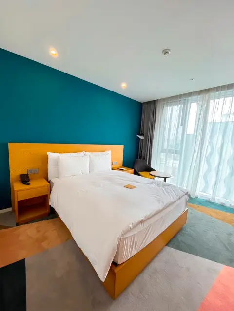 Bright and modern Standard Double Room at L7 Hongdae Review